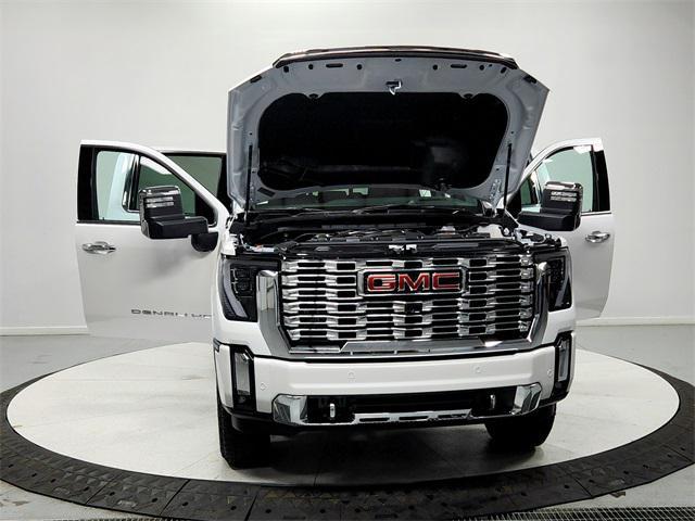 new 2025 GMC Sierra 3500 car, priced at $86,918