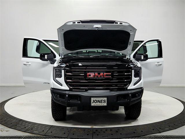 new 2025 GMC Sierra 1500 car, priced at $78,344