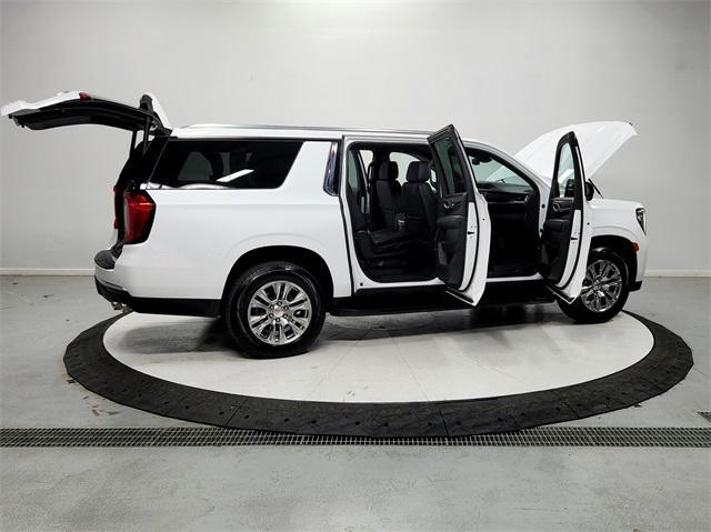 used 2023 GMC Yukon XL car, priced at $55,675