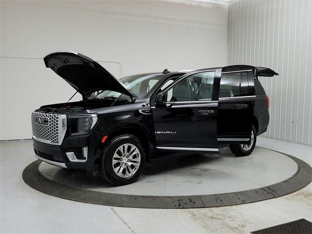 used 2021 GMC Yukon XL car, priced at $45,998