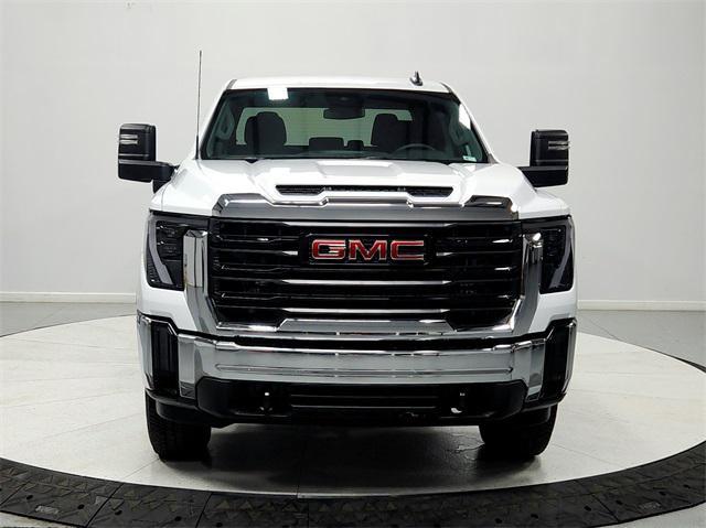 new 2024 GMC Sierra 2500 car, priced at $56,222