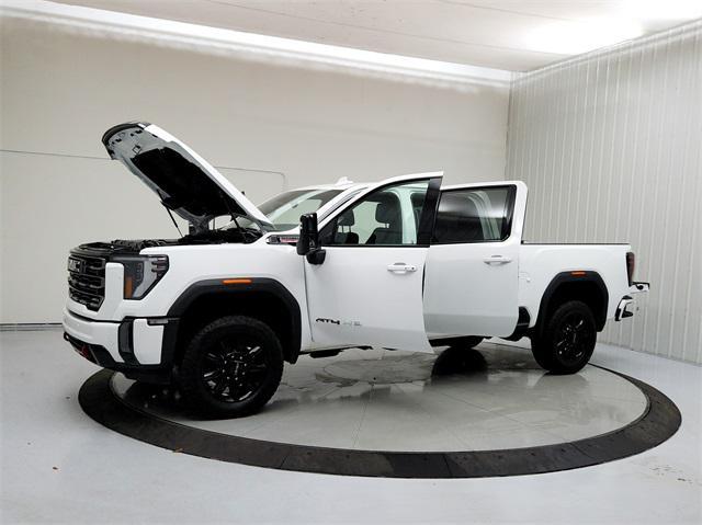 used 2024 GMC Sierra 2500 car, priced at $75,986