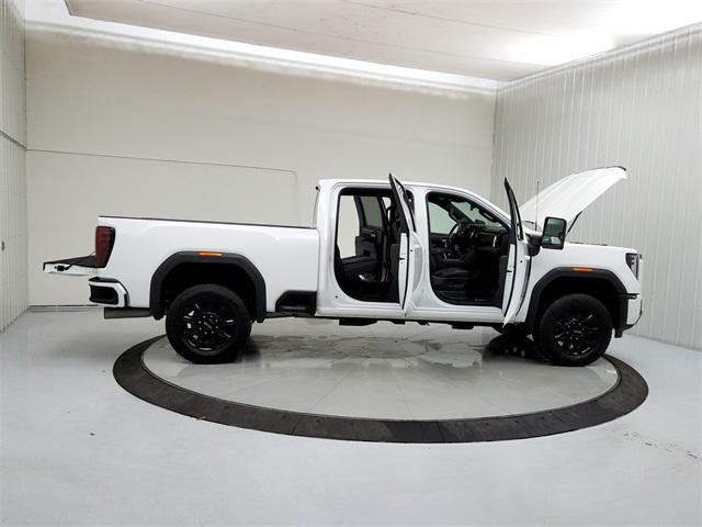 used 2024 GMC Sierra 2500 car, priced at $75,986