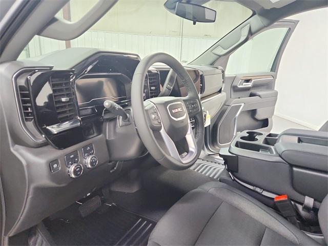 new 2025 GMC Sierra 1500 car, priced at $51,657