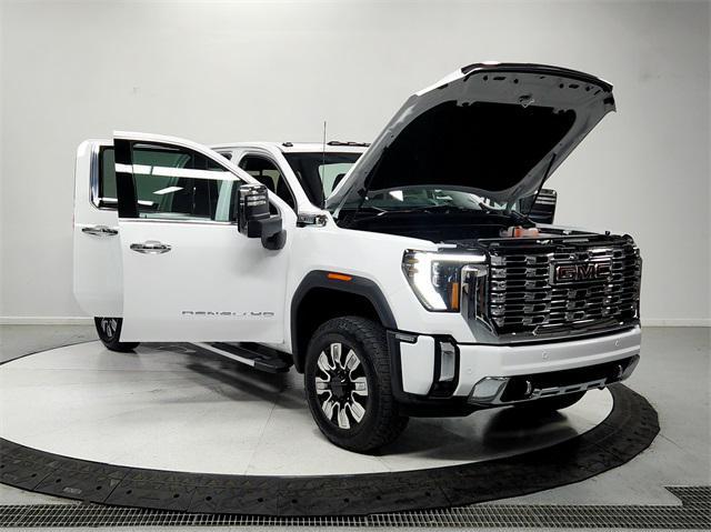 new 2025 GMC Sierra 2500 car, priced at $72,056