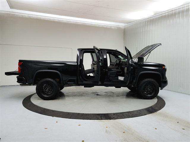 used 2024 Chevrolet Silverado 2500 car, priced at $80,989