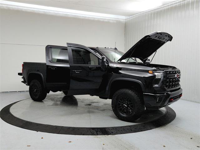 used 2024 Chevrolet Silverado 2500 car, priced at $80,989