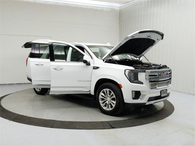 used 2022 GMC Yukon XL car, priced at $44,626