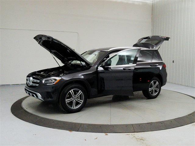 used 2022 Mercedes-Benz GLC 300 car, priced at $33,691