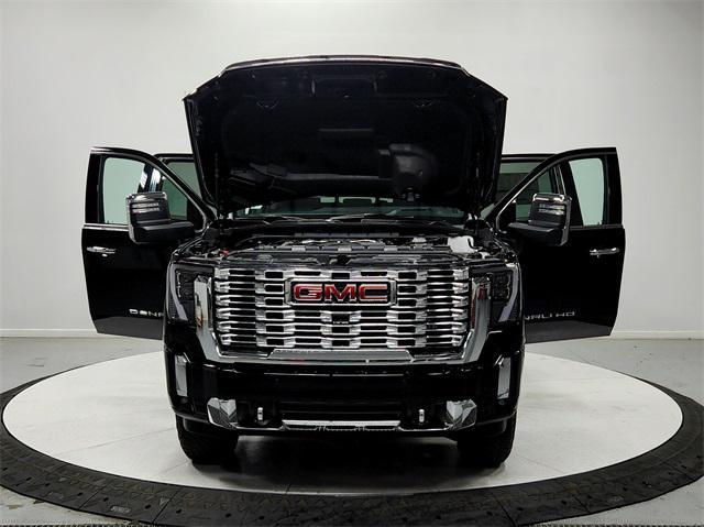 new 2025 GMC Sierra 3500 car, priced at $85,671