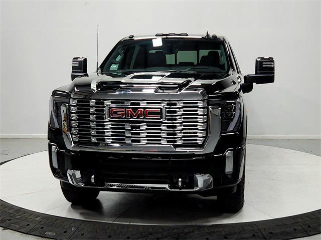 new 2025 GMC Sierra 3500 car, priced at $85,671