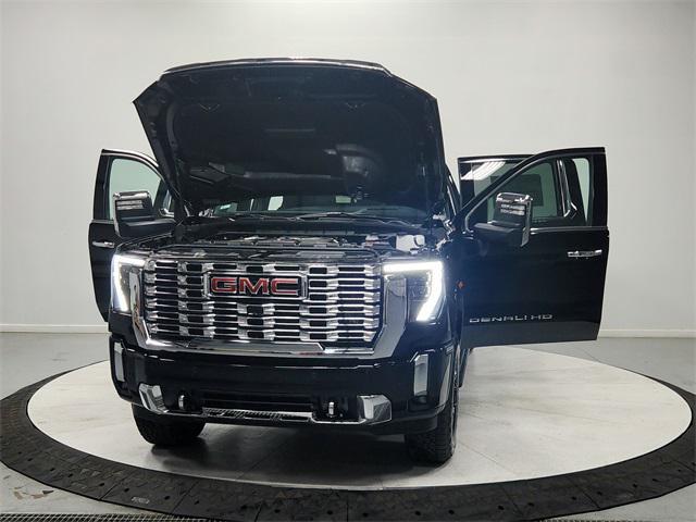 new 2025 GMC Sierra 3500 car, priced at $86,624