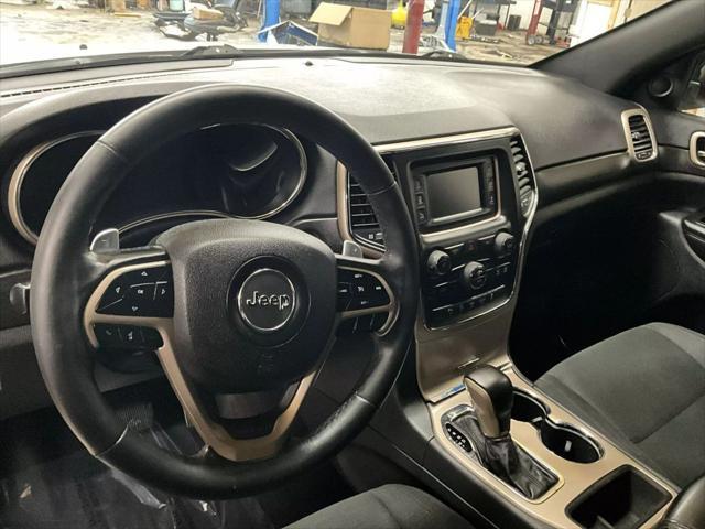used 2017 Jeep Grand Cherokee car, priced at $13,620