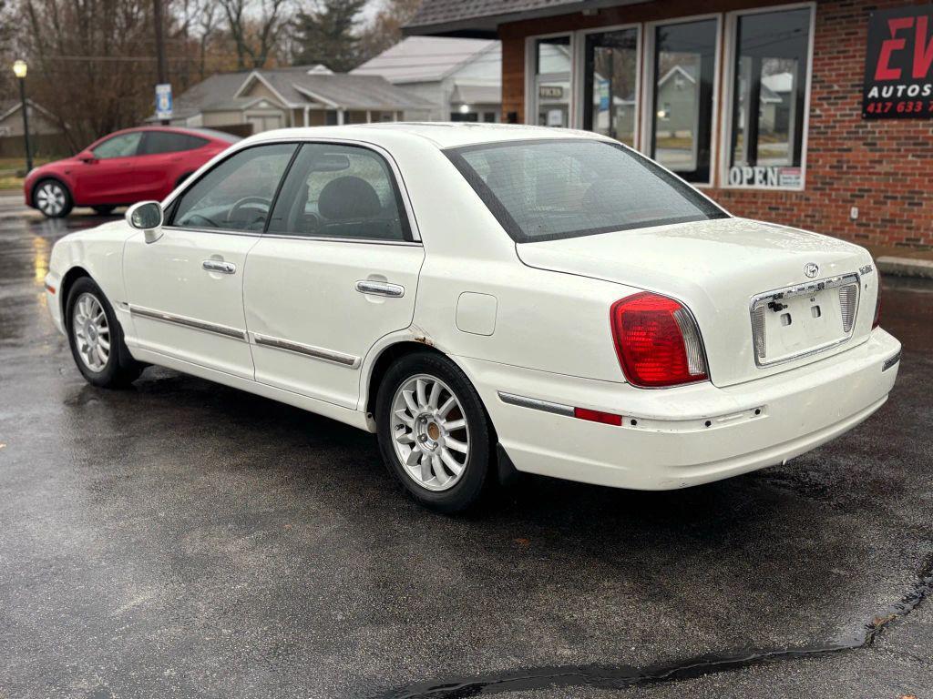 used 2005 Hyundai XG350 car, priced at $5,821