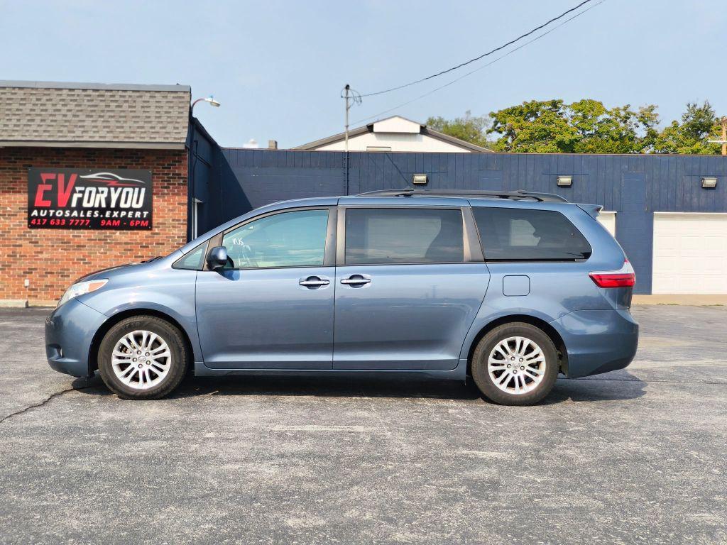 used 2015 Toyota Sienna car, priced at $15,906