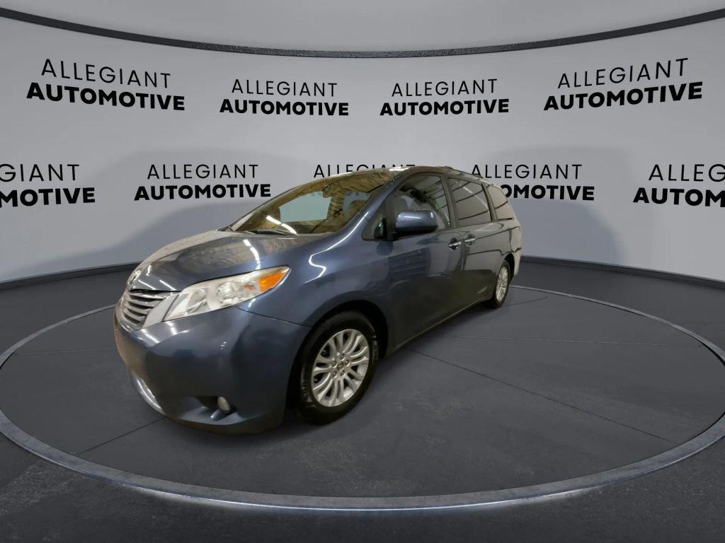 used 2015 Toyota Sienna car, priced at $15,906