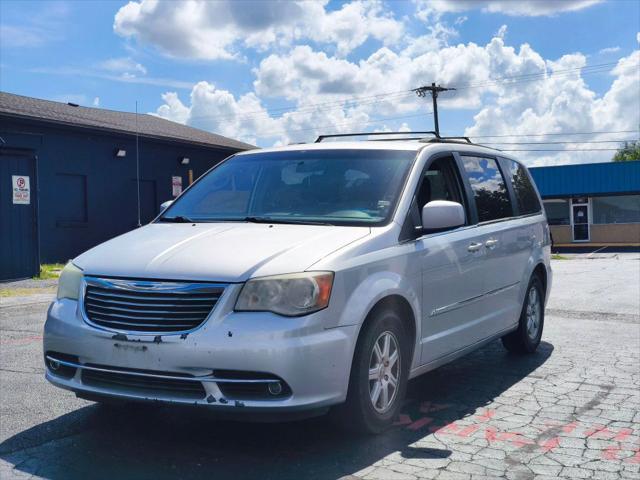 used 2011 Chrysler Town & Country car