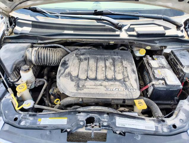 used 2011 Chrysler Town & Country car
