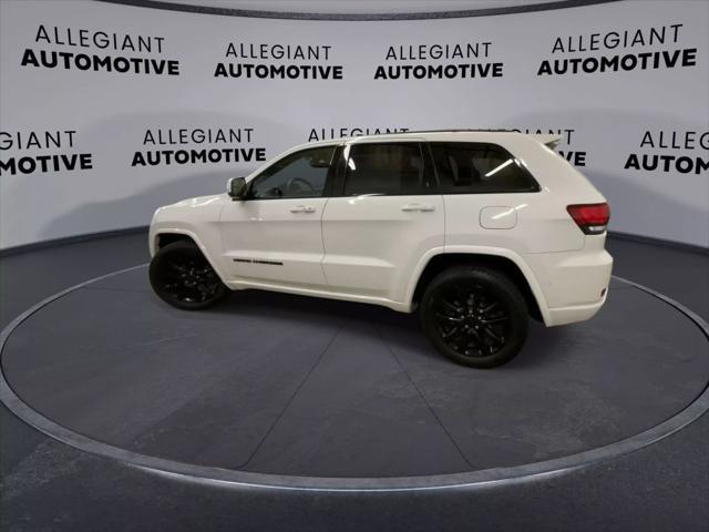 used 2017 Jeep Grand Cherokee car, priced at $14,394