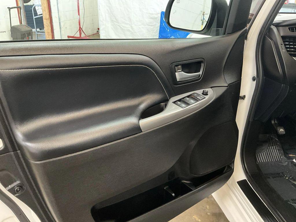used 2017 Toyota Sienna car, priced at $16,051