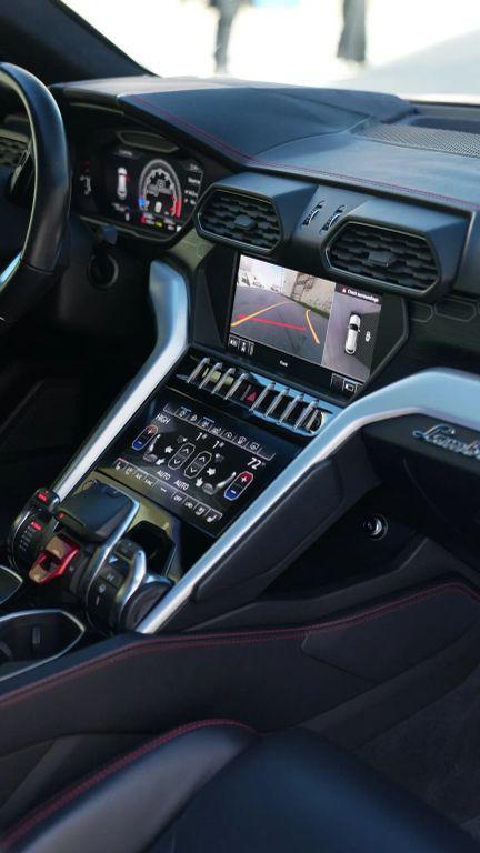 used 2019 Lamborghini Urus car, priced at $152,596