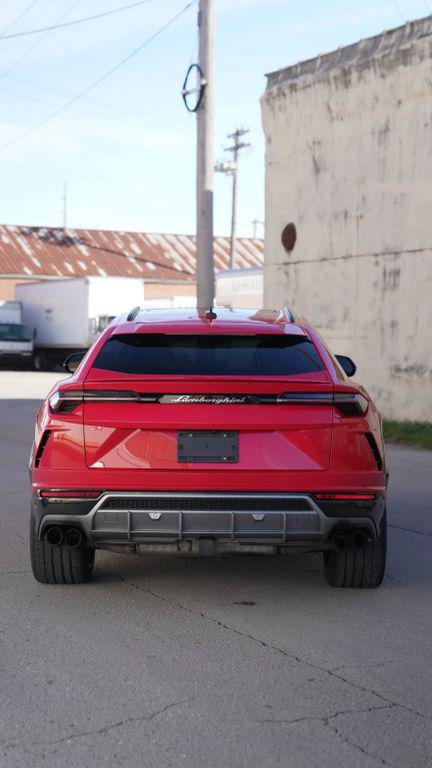 used 2019 Lamborghini Urus car, priced at $152,596