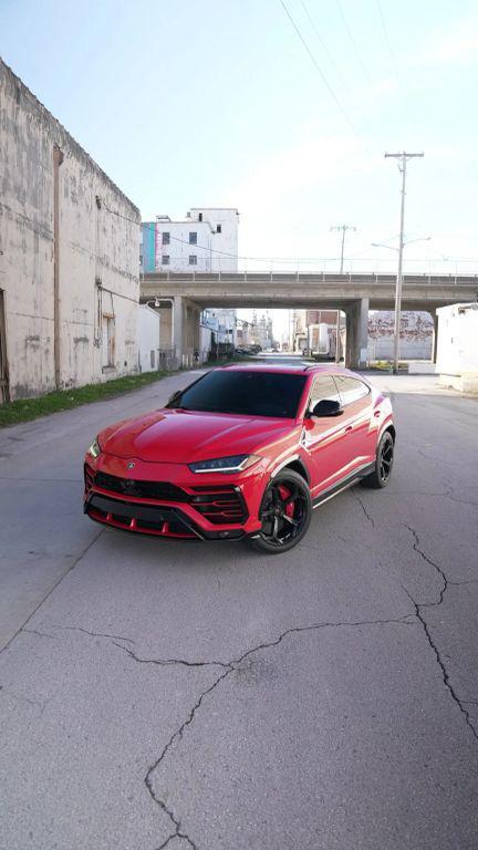 used 2019 Lamborghini Urus car, priced at $152,596