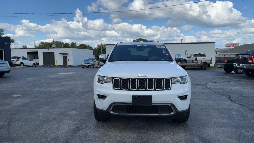 used 2019 Jeep Grand Cherokee car, priced at $15,406