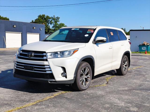 used 2018 Toyota Highlander car, priced at $17,931