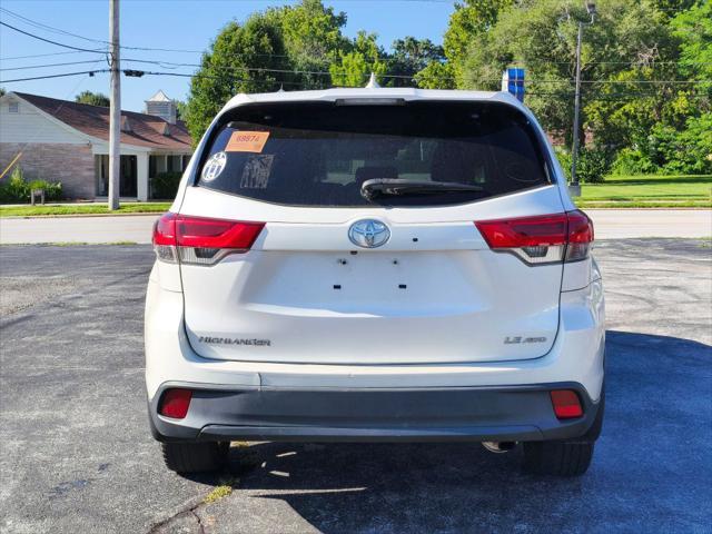 used 2018 Toyota Highlander car, priced at $17,931