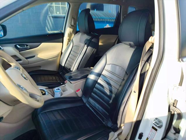 used 2014 Nissan Rogue car, priced at $9,860