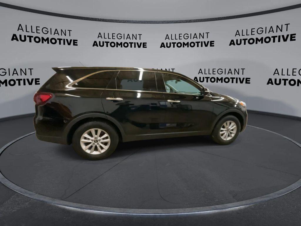 used 2020 Kia Sorento car, priced at $14,104