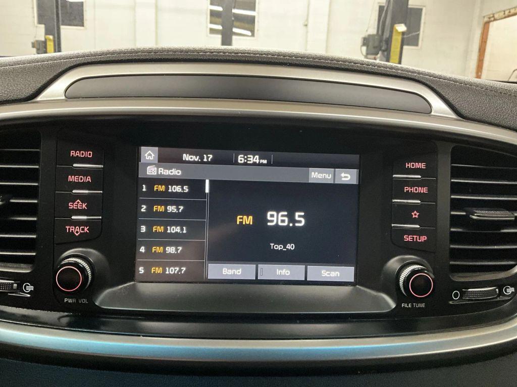 used 2020 Kia Sorento car, priced at $14,104