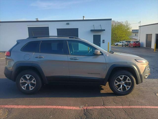 used 2017 Jeep Cherokee car, priced at $13,735