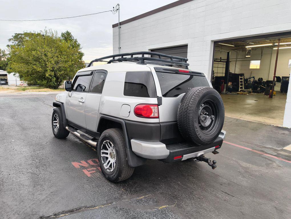 used 2008 Toyota FJ Cruiser car, priced at $18,031