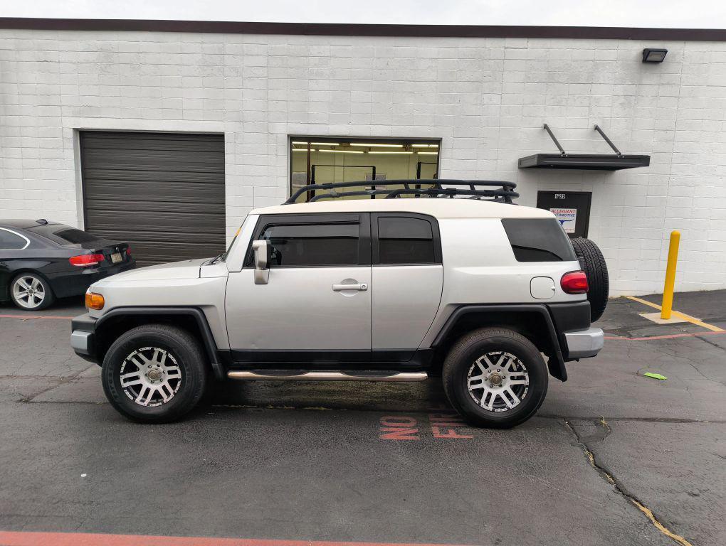 used 2008 Toyota FJ Cruiser car, priced at $18,031
