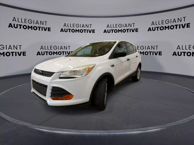 used 2013 Ford Escape car, priced at $5,500