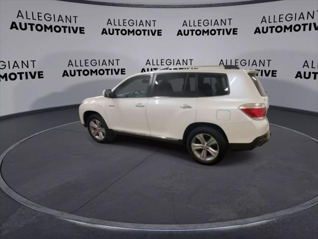 used 2012 Toyota Highlander car, priced at $9,999