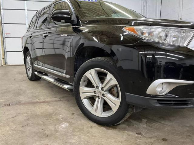 used 2013 Toyota Highlander car, priced at $13,291