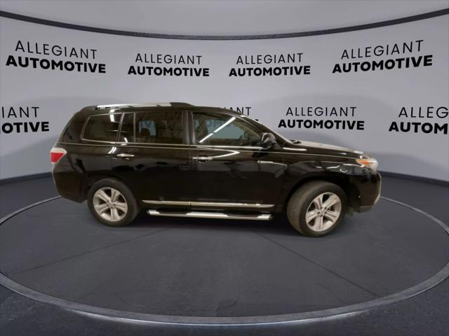 used 2013 Toyota Highlander car, priced at $13,291