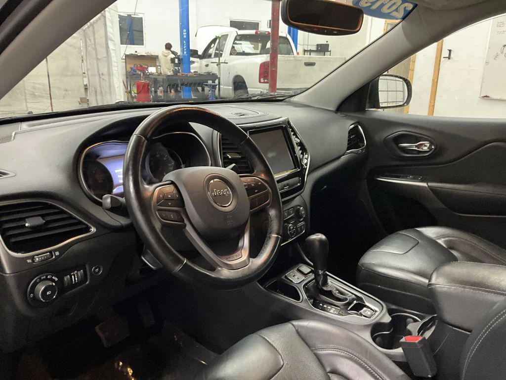 used 2019 Jeep Cherokee car, priced at $14,166
