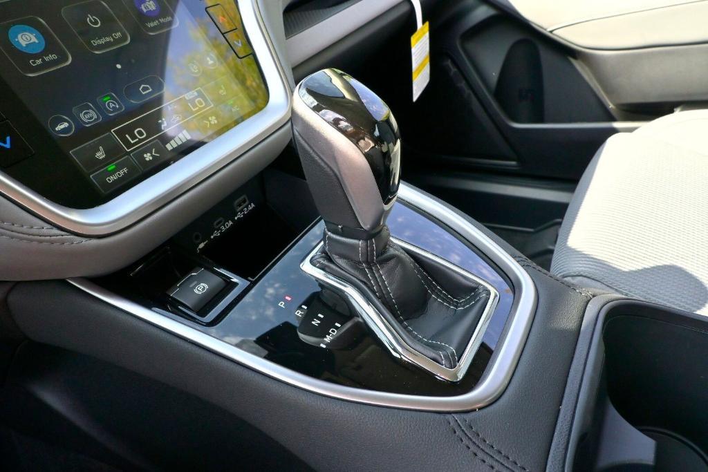 new 2025 Subaru Legacy car