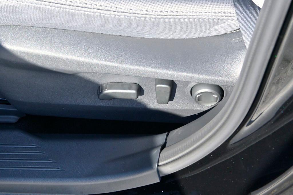 new 2025 Subaru Legacy car