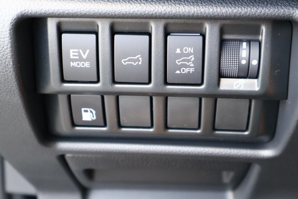 new 2025 Subaru Forester Hybrid car