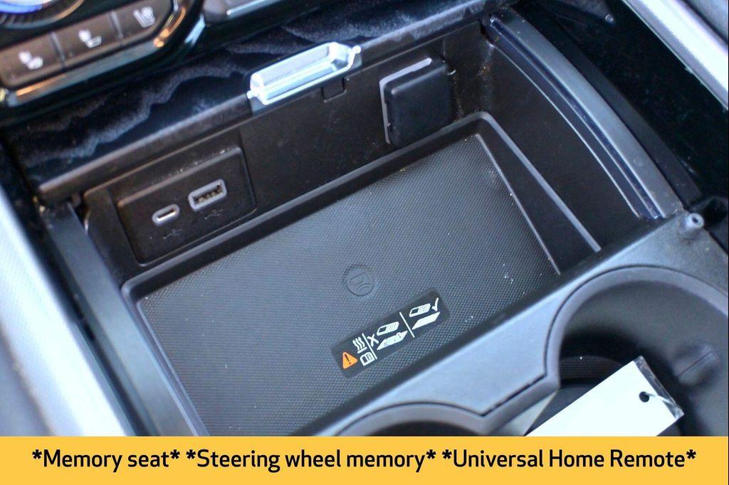 used 2022 GMC Yukon car, priced at $58,658