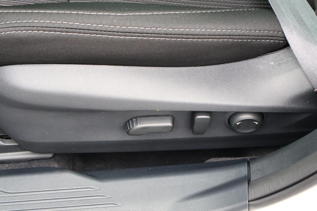 new 2025 Subaru Legacy car, priced at $30,015