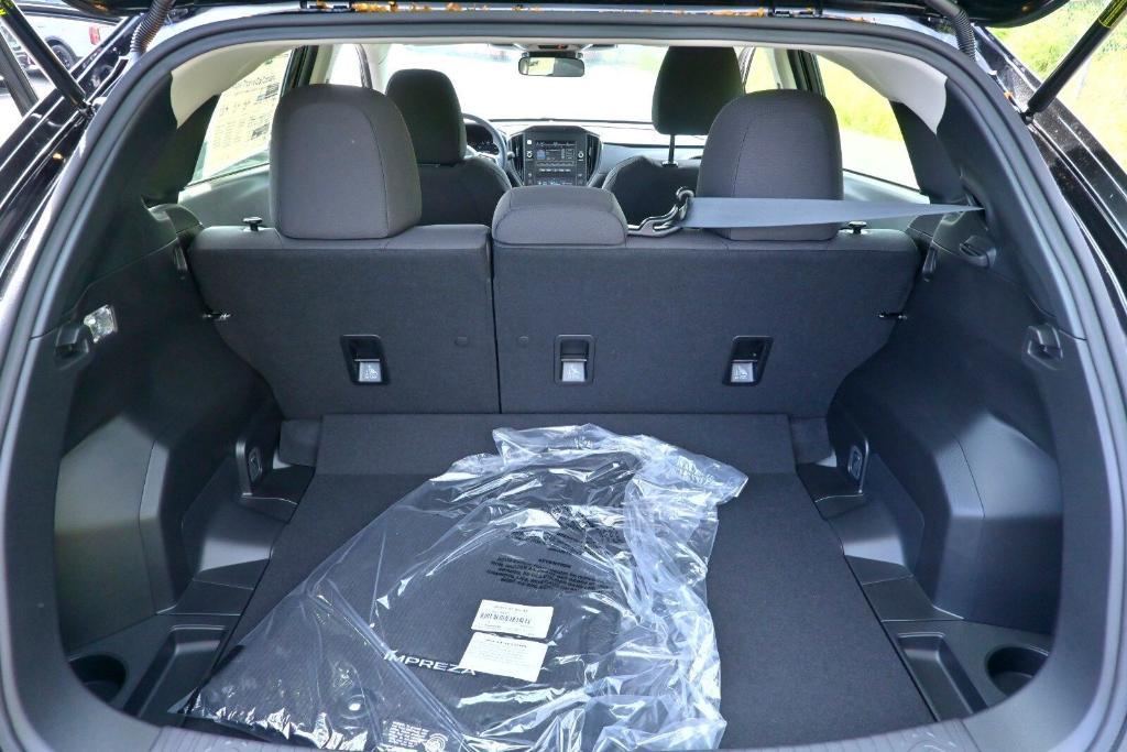 new 2025 Subaru Impreza car