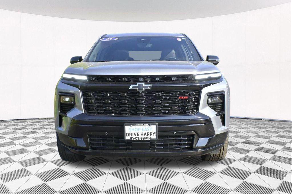 used 2025 Chevrolet Traverse car, priced at $51,200