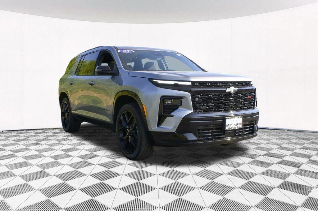 used 2025 Chevrolet Traverse car, priced at $51,200