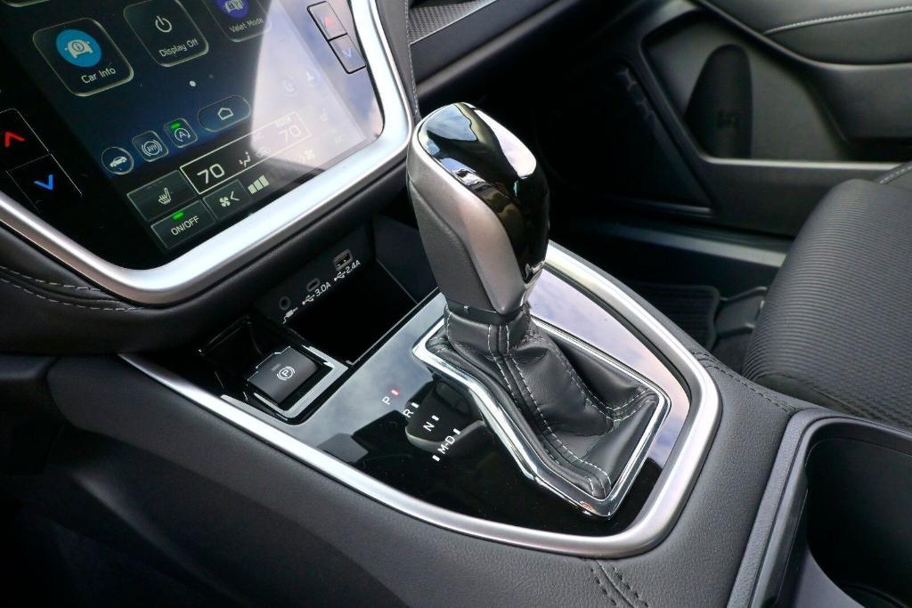 new 2025 Subaru Legacy car